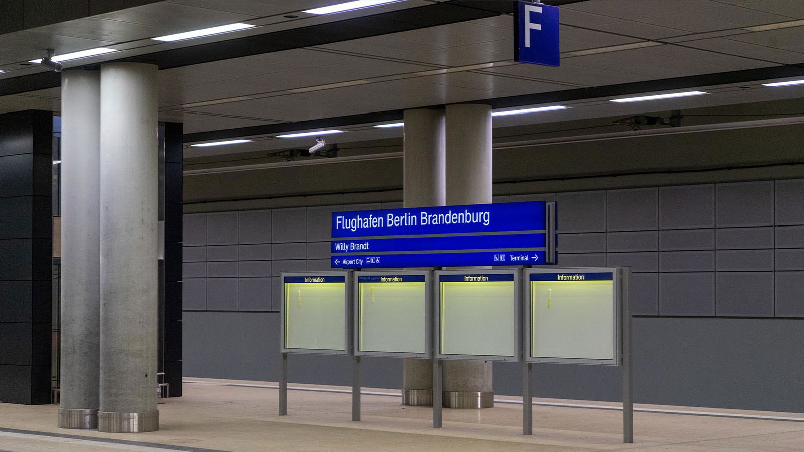 BER Flughafenbahnhof
