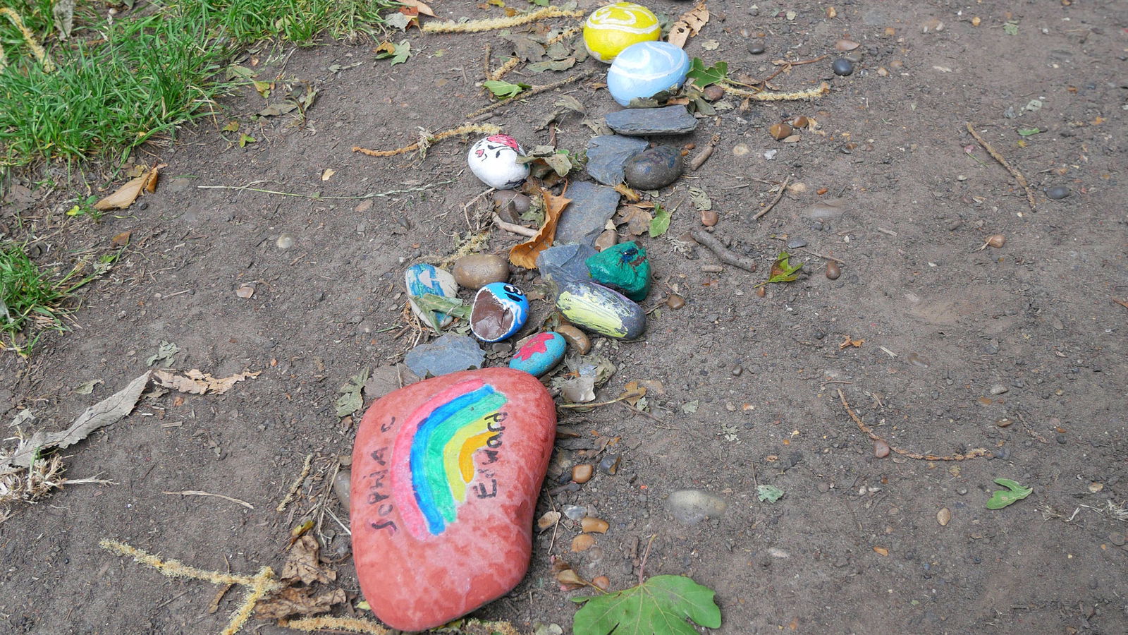 Berliner Rundfunk IDKOKDW Steinschlange