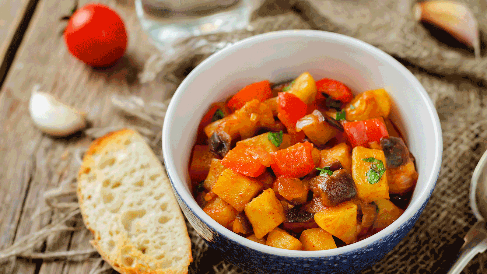 Kesselgulasch mit Pilzen