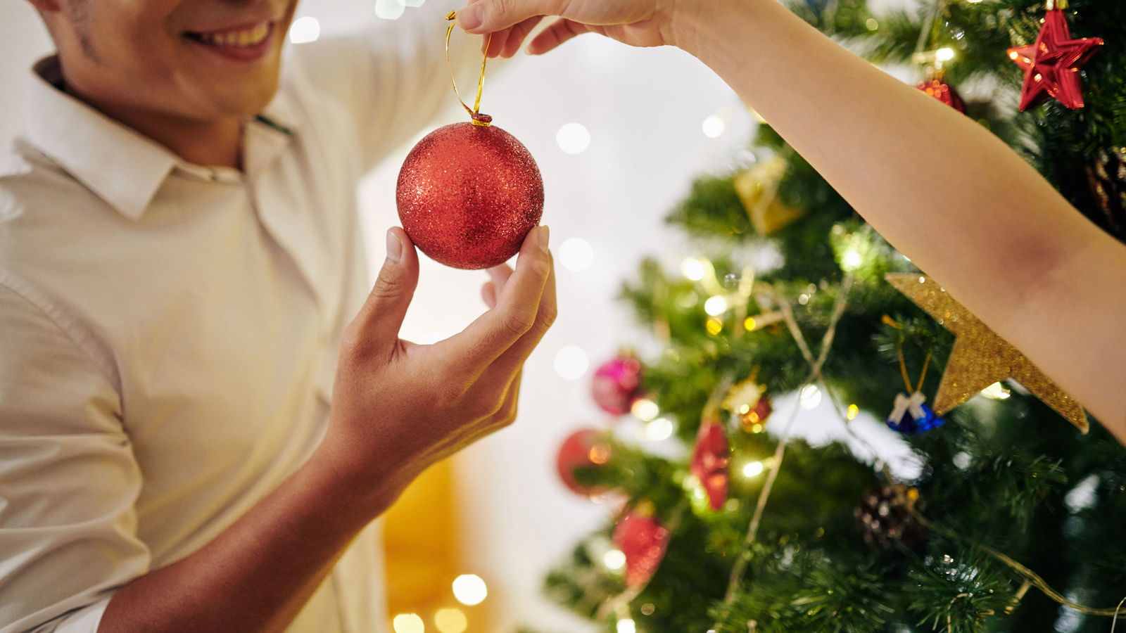 201223 Warum Darum Weihnachtsbaum Aepfel