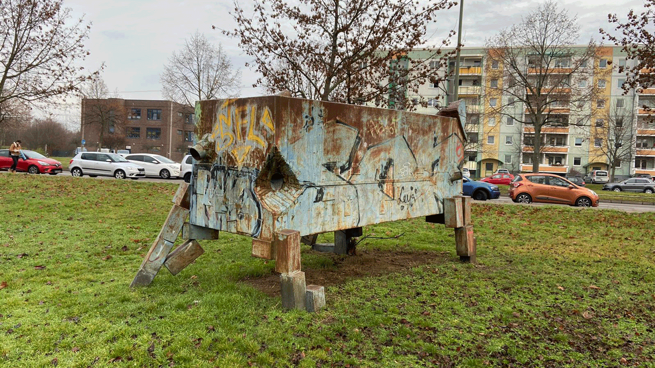 Stahlochse aus Hellersdorf