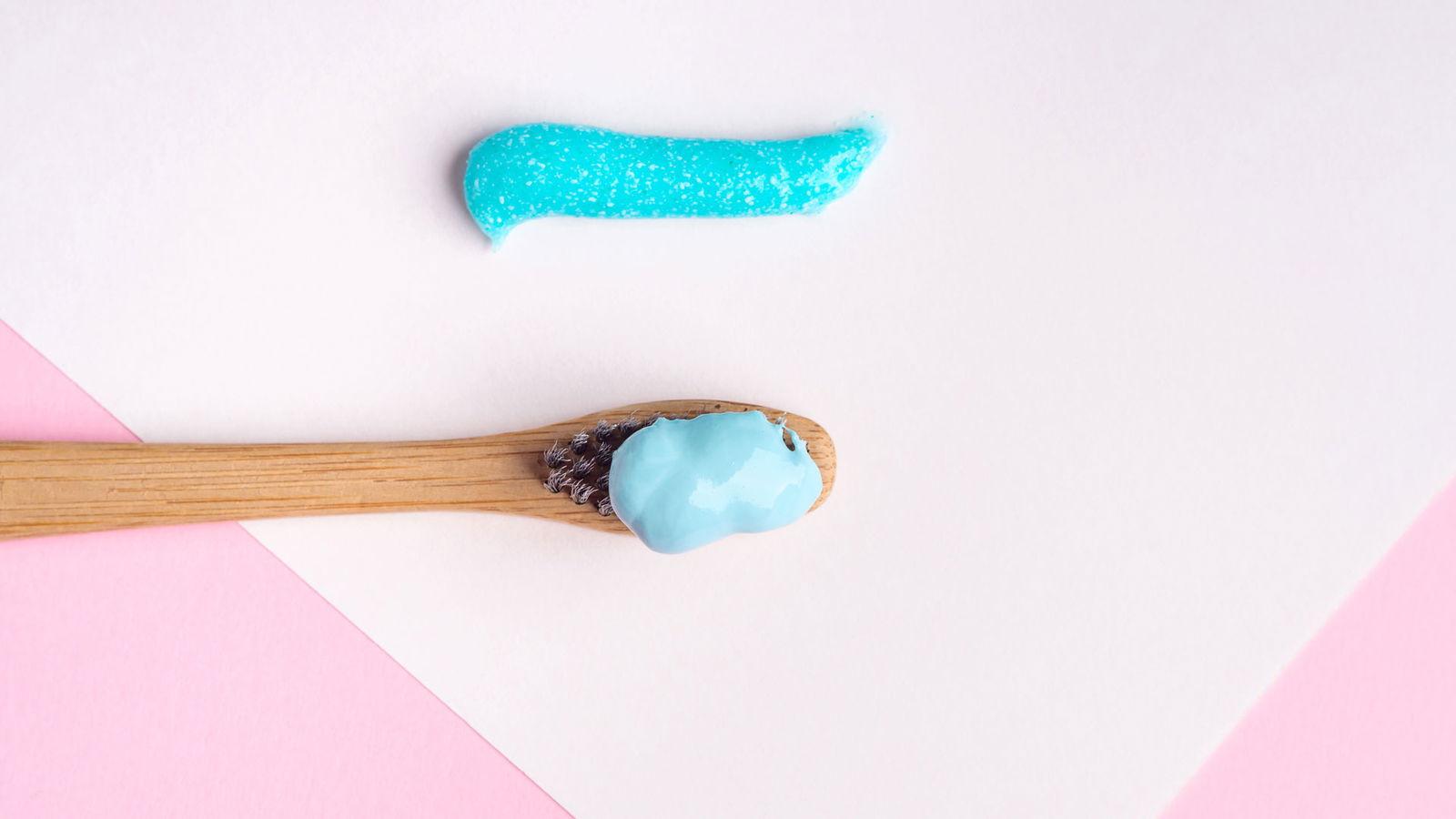 210210 Warum Darum bunte Zahnpasta