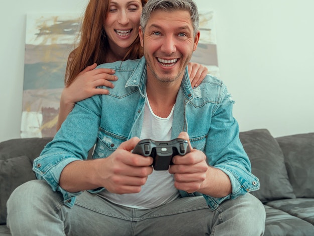 Warum sagt man zum Spielen auch Zocken? Berliner Rundfunk