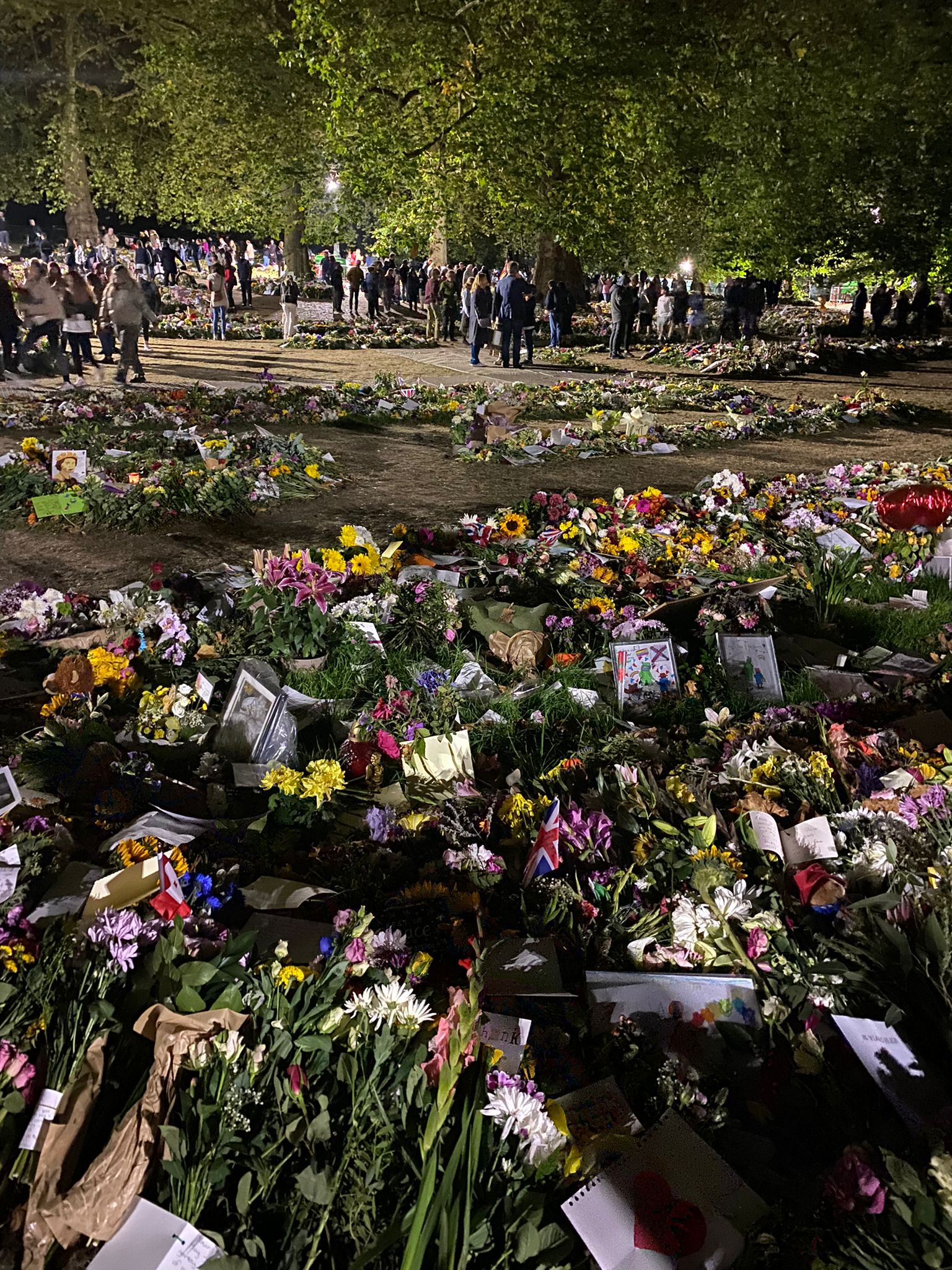 So trauert London um Queen Elizabeth II.