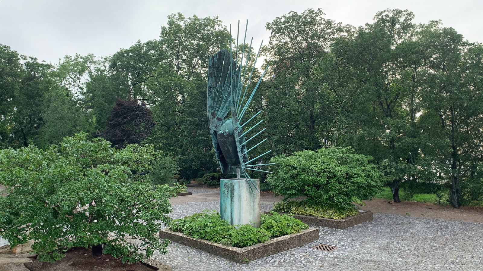 brf-idkokdw-skulptur-auf-bundesplatz