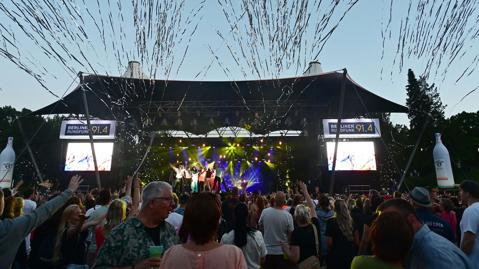 Das Berliner Rundfunk Team auf der Bühne