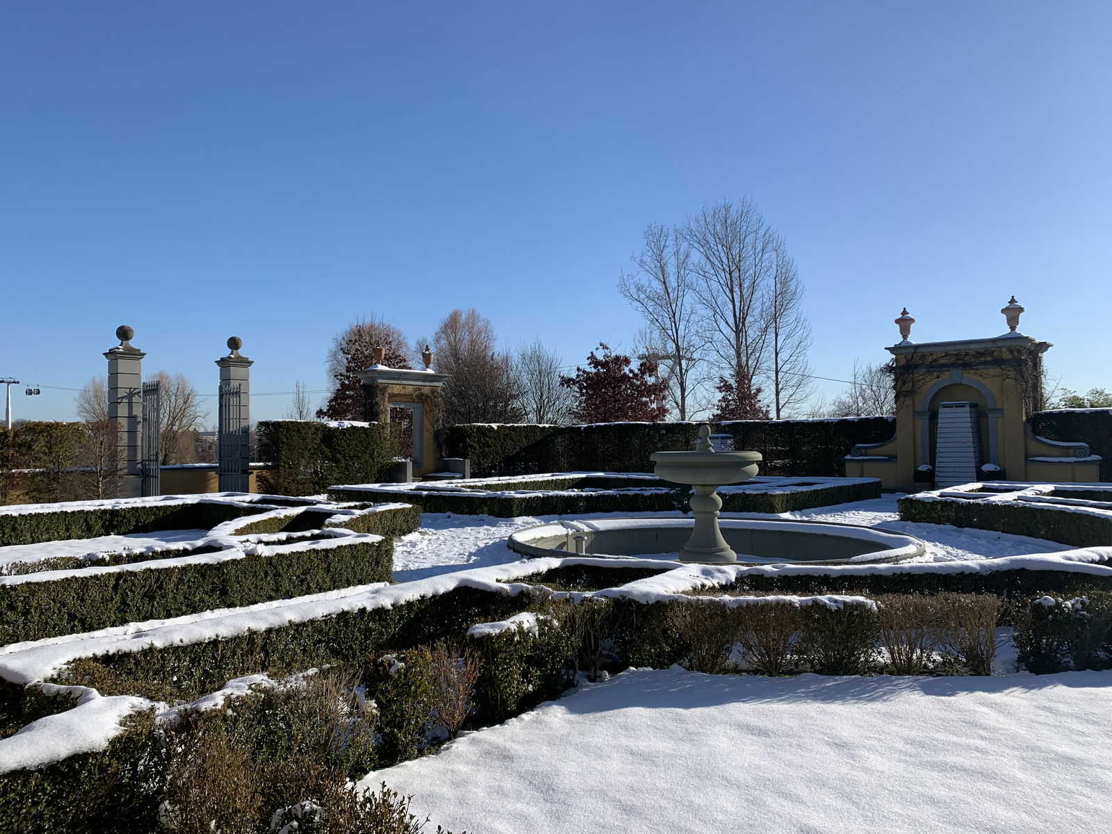U-Bahnhof Kienberg/ Gärten der Welt