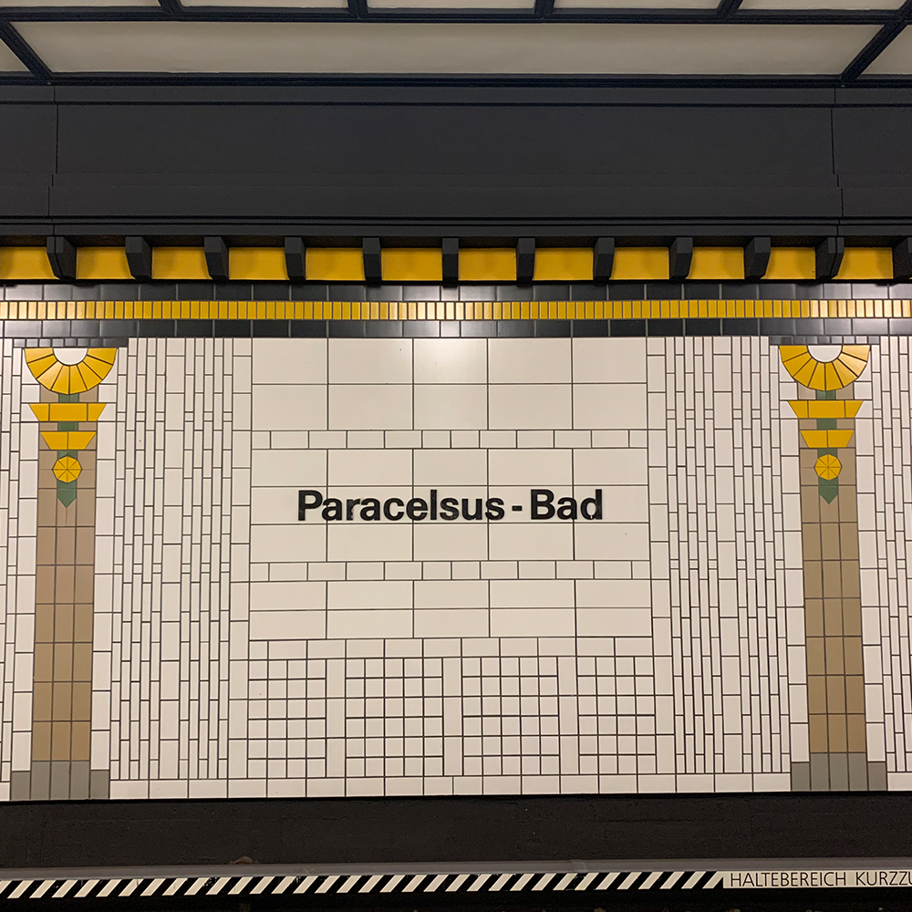 U-Bahnhof Paracelsus-Bad