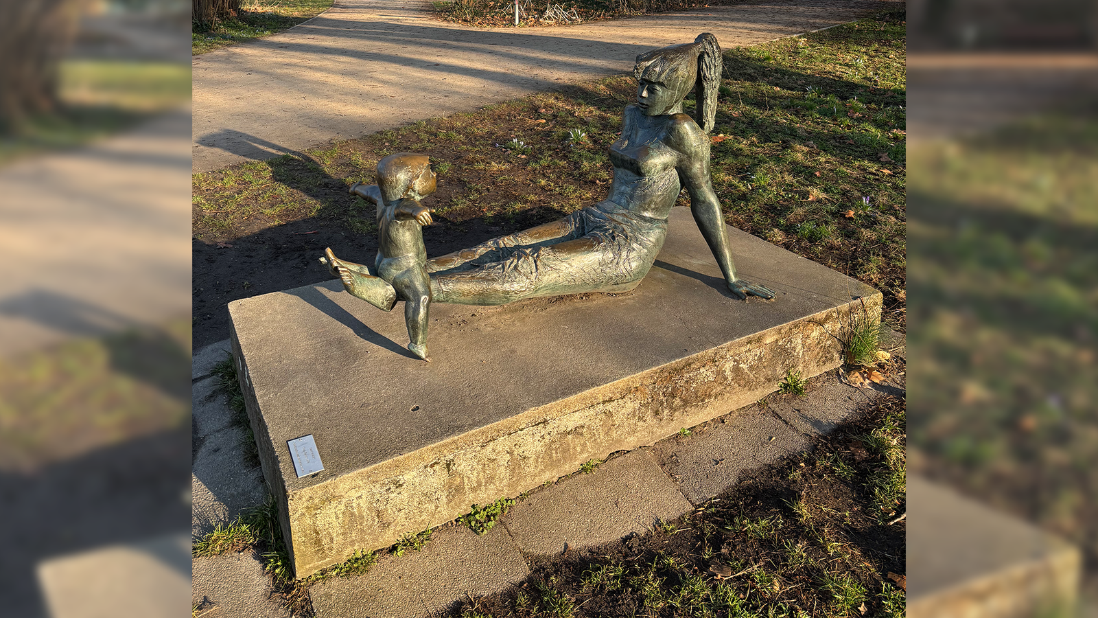 Geschwister im Müggelpark