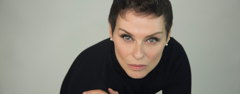 Lisa Stansfield copyright Ian Devaey 6 kleineres Format